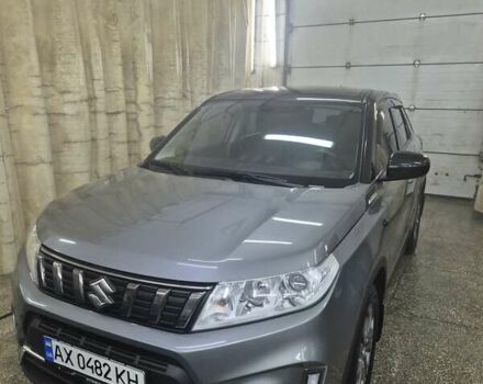 Серый Сузуки Витара, объемом двигателя 1.59 л и пробегом 73 тыс. км за 19000 $, фото 1 на Automoto.ua