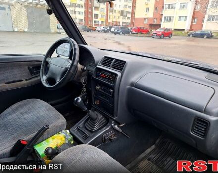 Синий Сузуки Витара, объемом двигателя 20 л и пробегом 308 тыс. км за 3500 $, фото 3 на Automoto.ua