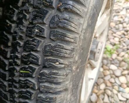 Синий Сузуки Витара, объемом двигателя 1.59 л и пробегом 390 тыс. км за 3200 $, фото 3 на Automoto.ua