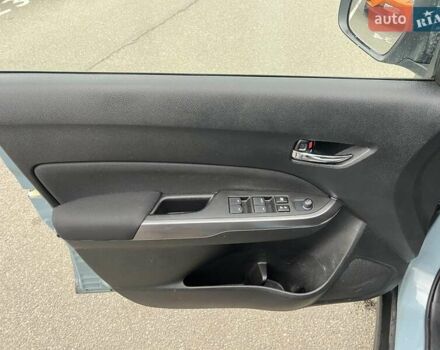 Синий Сузуки Витара, объемом двигателя 1.37 л и пробегом 160 тыс. км за 13800 $, фото 15 на Automoto.ua