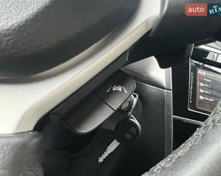 Синий Сузуки Витара, объемом двигателя 1.37 л и пробегом 160 тыс. км за 13800 $, фото 27 на Automoto.ua