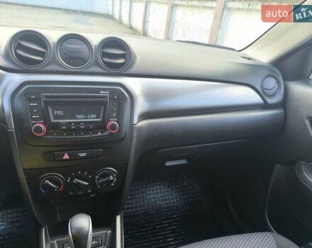 Синий Сузуки Витара, объемом двигателя 1.59 л и пробегом 126 тыс. км за 16000 $, фото 15 на Automoto.ua