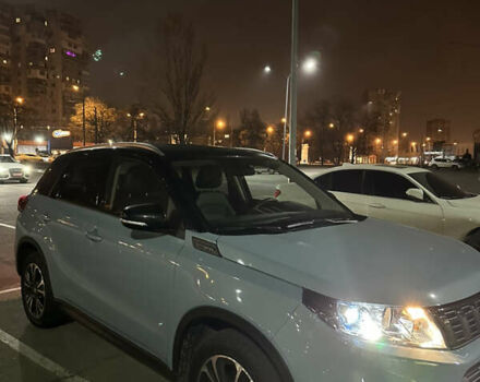 Синий Сузуки Витара, объемом двигателя 1.59 л и пробегом 21 тыс. км за 21000 $, фото 2 на Automoto.ua