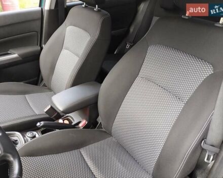 Синий Сузуки Витара, объемом двигателя 1.59 л и пробегом 53 тыс. км за 21200 $, фото 4 на Automoto.ua