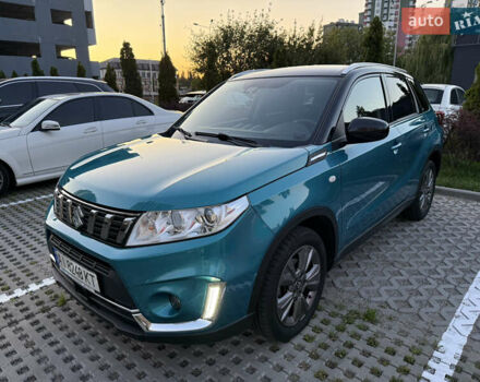 Синій Сузукі Вітара, об'ємом двигуна 1.37 л та пробігом 33 тис. км за 21900 $, фото 1 на Automoto.ua