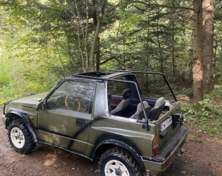 Зеленый Сузуки Витара, объемом двигателя 1.6 л и пробегом 200 тыс. км за 2100 $, фото 6 на Automoto.ua