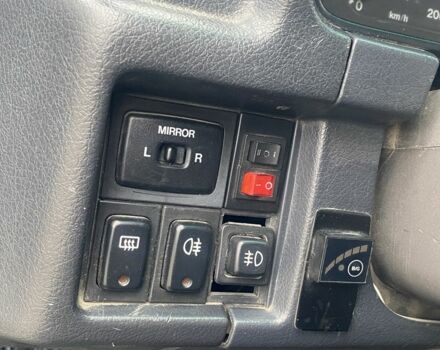 Зеленый Сузуки Витара, объемом двигателя 2 л и пробегом 370 тыс. км за 3500 $, фото 5 на Automoto.ua