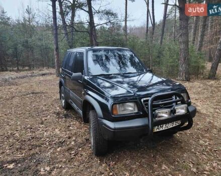 Зеленый Сузуки Витара, объемом двигателя 2 л и пробегом 100 тыс. км за 4500 $, фото 3 на Automoto.ua