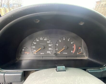 Зеленый Сузуки Витара, объемом двигателя 2 л и пробегом 370 тыс. км за 3500 $, фото 7 на Automoto.ua