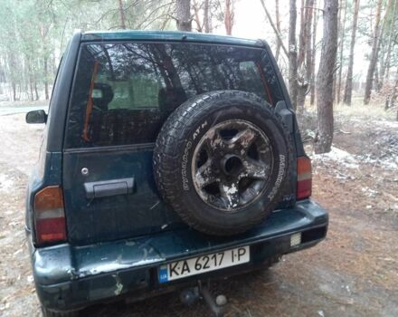 Зеленый Сузуки Витара, объемом двигателя 2 л и пробегом 480 тыс. км за 3800 $, фото 6 на Automoto.ua