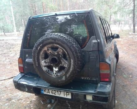 Зеленый Сузуки Витара, объемом двигателя 2 л и пробегом 480 тыс. км за 3800 $, фото 5 на Automoto.ua