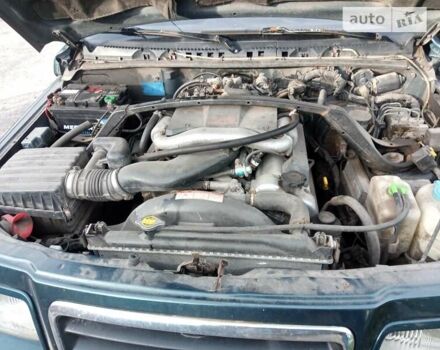 Зелений Сузукі Вітара, об'ємом двигуна 2 л та пробігом 338 тис. км за 3500 $, фото 2 на Automoto.ua