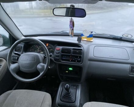 Зеленый Сузуки Витара, объемом двигателя 2 л и пробегом 300 тыс. км за 2950 $, фото 9 на Automoto.ua