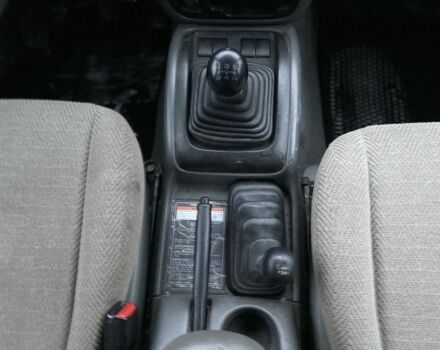 Зеленый Сузуки Витара, объемом двигателя 2 л и пробегом 300 тыс. км за 2950 $, фото 8 на Automoto.ua