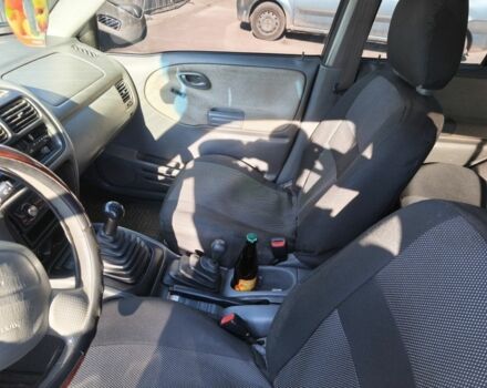 Зелений Сузукі Вітара, об'ємом двигуна 2 л та пробігом 350 тис. км за 3950 $, фото 7 на Automoto.ua