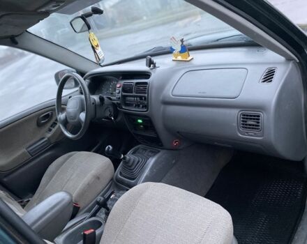 Зеленый Сузуки Витара, объемом двигателя 2 л и пробегом 300 тыс. км за 2950 $, фото 7 на Automoto.ua