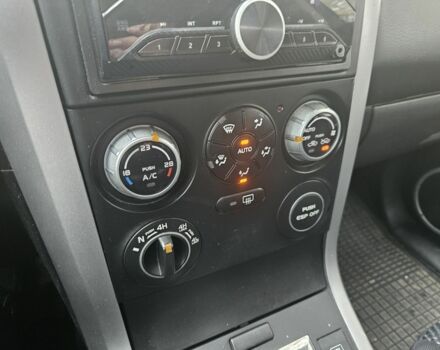 Зеленый Сузуки Витара, объемом двигателя 1.9 л и пробегом 252 тыс. км за 3750 $, фото 14 на Automoto.ua