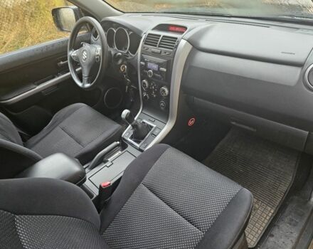 Зеленый Сузуки Витара, объемом двигателя 1.9 л и пробегом 252 тыс. км за 3750 $, фото 9 на Automoto.ua