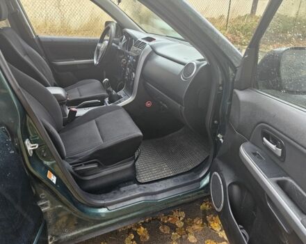 Зеленый Сузуки Витара, объемом двигателя 1.9 л и пробегом 252 тыс. км за 3750 $, фото 8 на Automoto.ua