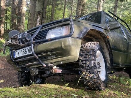 Сузуки Витара 1990 в Самборе на Automoto.ua Зеленый Сузуки Витара, объемом двигателя 1.6 л и пробегом 200 тыс. км за 2100 $, фото 1 на Automoto.ua