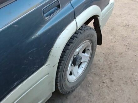 Зеленый Сузуки Витара, объемом двигателя 2 л и пробегом 284 тыс. км за 999 $, фото 1 на Automoto.ua