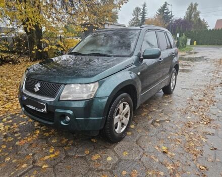 Зеленый Сузуки Витара, объемом двигателя 1.9 л и пробегом 252 тыс. км за 3750 $, фото 1 на Automoto.ua