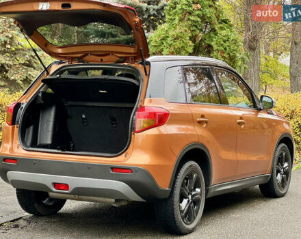 Помаранчевий Сузукі Вітара, об'ємом двигуна 1.37 л та пробігом 118 тис. км за 16400 $, фото 14 на Automoto.ua