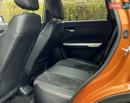 Помаранчевий Сузукі Вітара, об'ємом двигуна 1.37 л та пробігом 118 тис. км за 16400 $, фото 22 на Automoto.ua