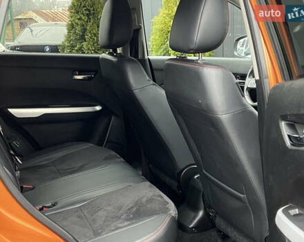 Оранжевый Сузуки Витара, объемом двигателя 1.37 л и пробегом 118 тыс. км за 16000 $, фото 20 на Automoto.ua