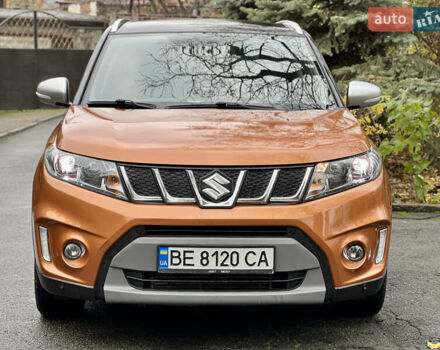Помаранчевий Сузукі Вітара, об'ємом двигуна 1.37 л та пробігом 118 тис. км за 16400 $, фото 6 на Automoto.ua
