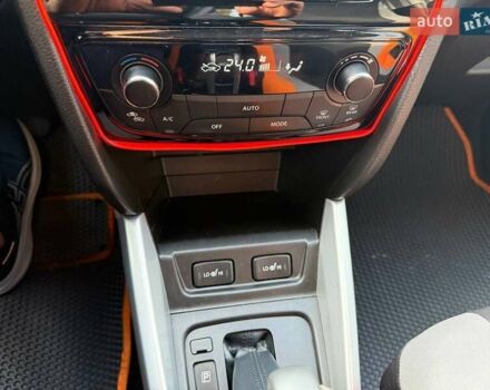 Помаранчевий Сузукі Вітара, об'ємом двигуна 1.59 л та пробігом 125 тис. км за 16200 $, фото 2 на Automoto.ua