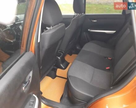 Помаранчевий Сузукі Вітара, об'ємом двигуна 1.59 л та пробігом 128 тис. км за 17200 $, фото 13 на Automoto.ua