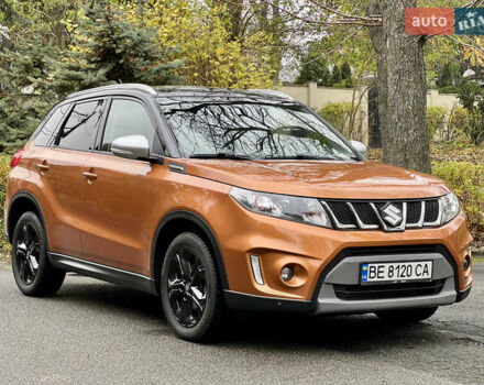 Оранжевый Сузуки Витара, объемом двигателя 1.37 л и пробегом 118 тыс. км за 16000 $, фото 1 на Automoto.ua