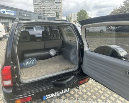 Черный Сузуки ХЛ7, объемом двигателя 2.7 л и пробегом 256 тыс. км за 7000 $, фото 3 на Automoto.ua