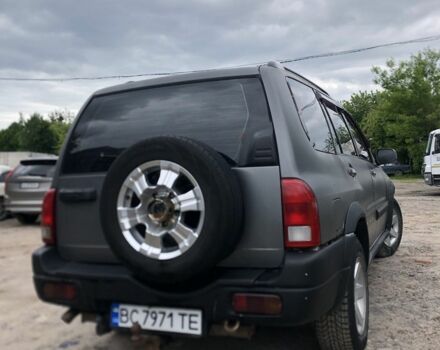 Серый Сузуки ХЛ7, объемом двигателя 2.7 л и пробегом 260 тыс. км за 4000 $, фото 5 на Automoto.ua