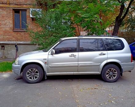 Серый Сузуки ХЛ7, объемом двигателя 2.7 л и пробегом 275 тыс. км за 7500 $, фото 1 на Automoto.ua