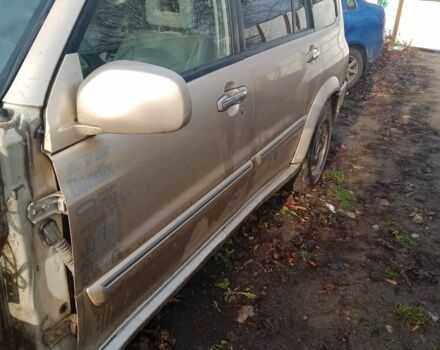 Серый Сузуки ХЛ7, объемом двигателя 2 л и пробегом 300 тыс. км за 2600 $, фото 5 на Automoto.ua