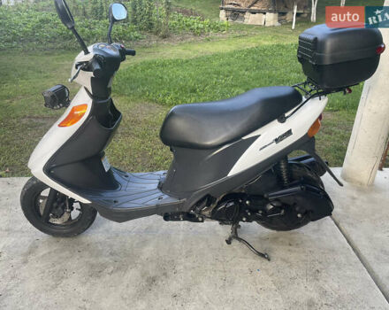 Белый Сузуки Address V125, объемом двигателя 0 л и пробегом 0 тыс. км за 1000 $, фото 3 на Automoto.ua