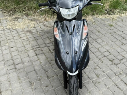 Сузуки Address V125 2013 в Одессе на Automoto.ua Серый Сузуки Address V125, объемом двигателя 0.12 л и пробегом 19 тыс. км за 1400 $, фото 1 на Automoto.ua