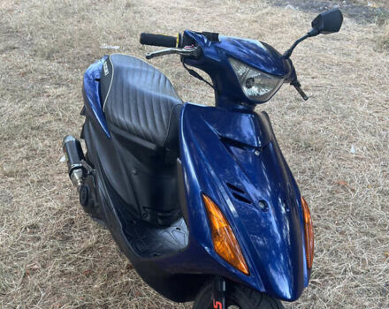 Синий Сузуки Address V125, объемом двигателя 0.12 л и пробегом 48 тыс. км за 1332 $, фото 1 на Automoto.ua