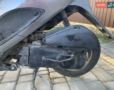 Сузукі Address V50 2009 у Умани на Automoto.ua Сірий Сузукі Address V50, об'ємом двигуна 0.05 л та пробігом 5 тис. км за 400 $, фото 4 на Automoto.ua