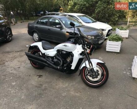 Белый Сузуки Boulevard C109R, объемом двигателя 1.78 л и пробегом 6 тыс. км за 14000 $, фото 6 на Automoto.ua