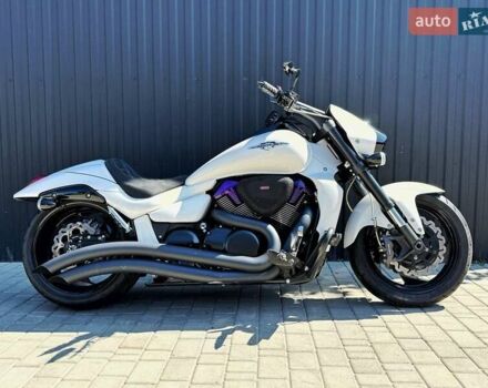 Белый Сузуки Boulevard M109R, объемом двигателя 1.8 л и пробегом 1 тыс. км за 16700 $, фото 5 на Automoto.ua