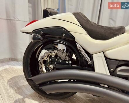 Белый Сузуки Boulevard M109R, объемом двигателя 0 л и пробегом 3 тыс. км за 16900 $, фото 8 на Automoto.ua