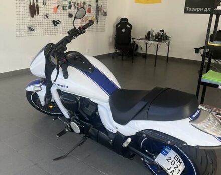 Белый Сузуки Boulevard M109R, объемом двигателя 1.8 л и пробегом 11 тыс. км за 15000 $, фото 16 на Automoto.ua