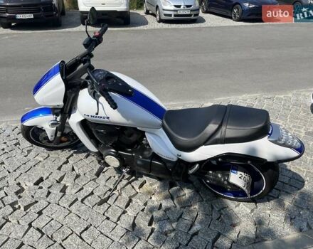 Белый Сузуки Boulevard M109R, объемом двигателя 1.8 л и пробегом 11 тыс. км за 15000 $, фото 13 на Automoto.ua