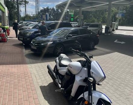 Белый Сузуки Boulevard M109R, объемом двигателя 1.8 л и пробегом 11 тыс. км за 15000 $, фото 14 на Automoto.ua