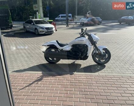 Белый Сузуки Boulevard M109R, объемом двигателя 1.8 л и пробегом 11 тыс. км за 15000 $, фото 18 на Automoto.ua