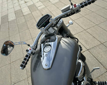 Серый Сузуки Boulevard M109R, объемом двигателя 1.8 л и пробегом 8 тыс. км за 12200 $, фото 10 на Automoto.ua