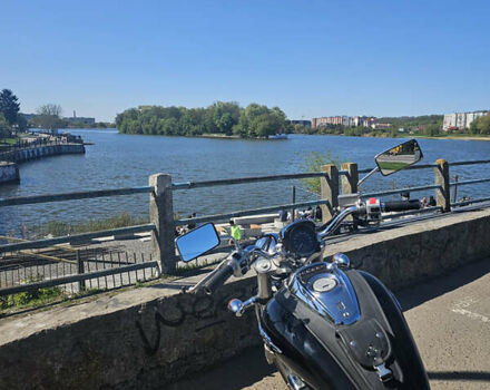 Сузуки Boulevard S40, объемом двигателя 0.4 л и пробегом 48 тыс. км за 4000 $, фото 4 на Automoto.ua